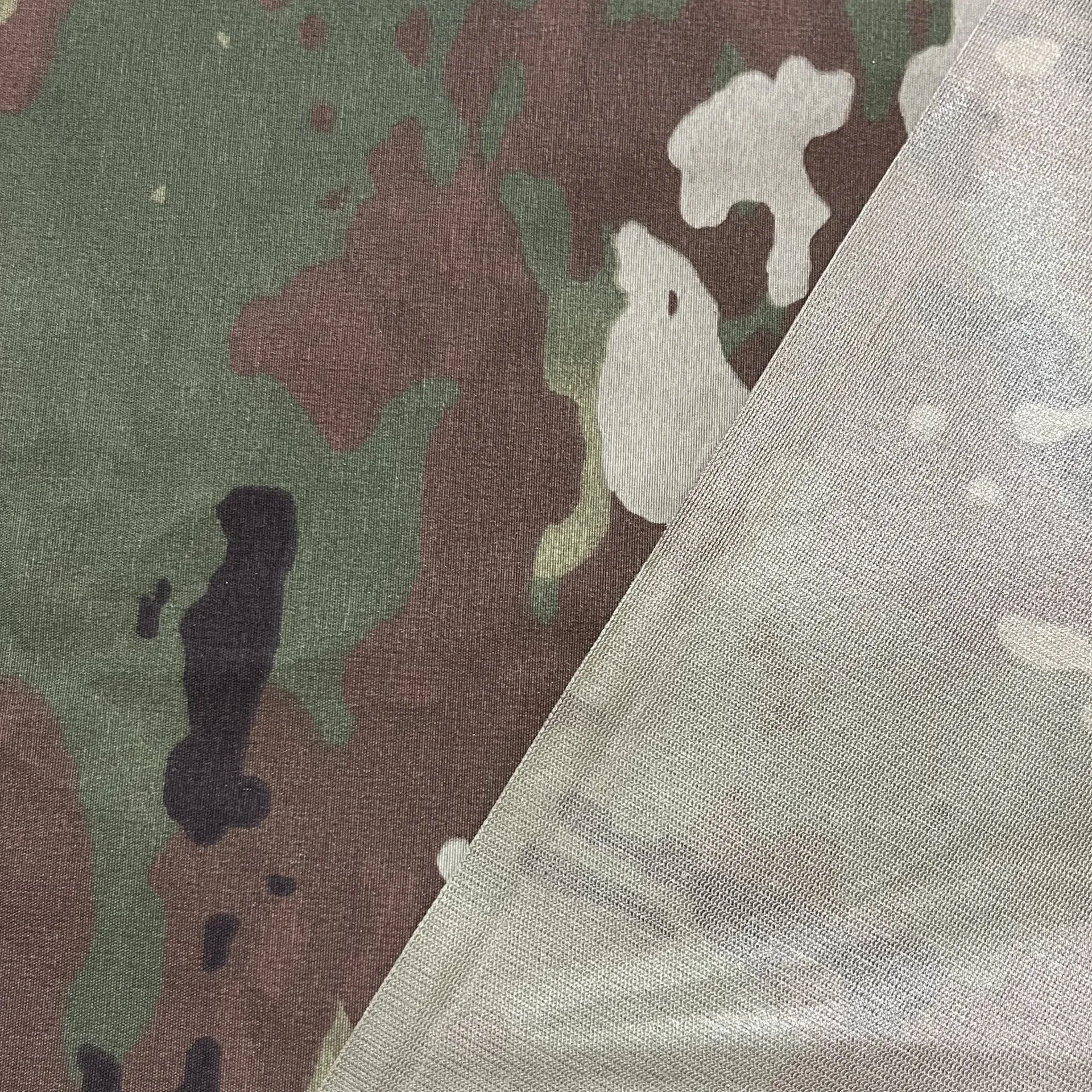 Lightweight 3-Layer Taslite Camouflage Fabric - Scorpion W2, Waterproof & Breathable Nylon, 2.8 oz (Sold Per Yard)