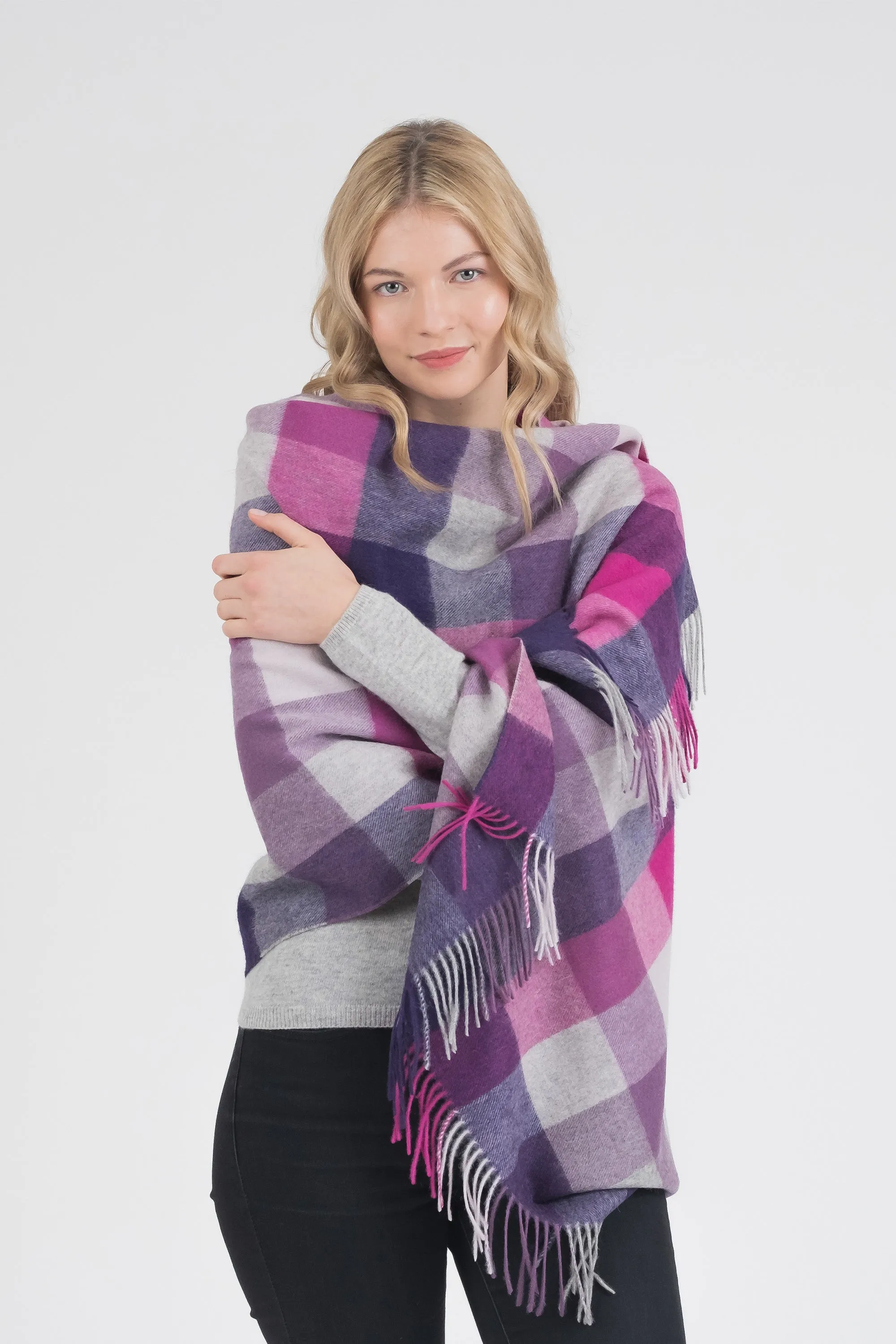 5 Square Check Lambswool Stole - Purple