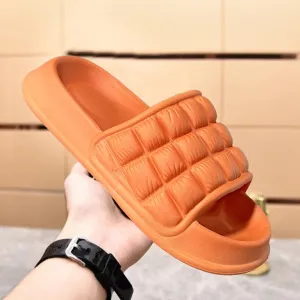 Box bubble slipper