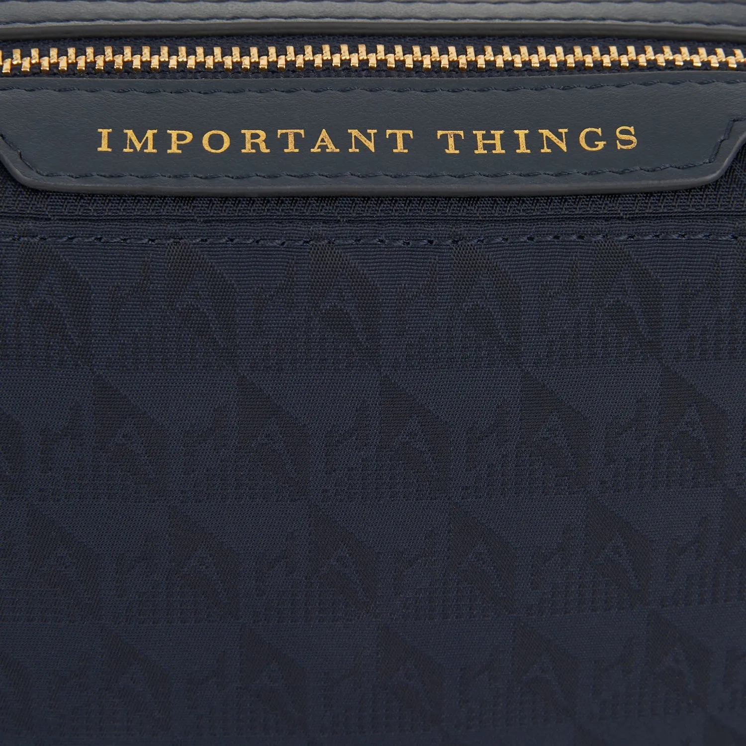 Logo Important Things Pouch