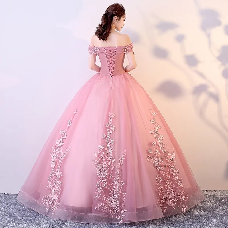 New Off Shoulder Blush Pink Appliques Ball Gown Vintage Quinceanera Dresses Lace Up Formal Prom Gowns Pink Tulle Dresses