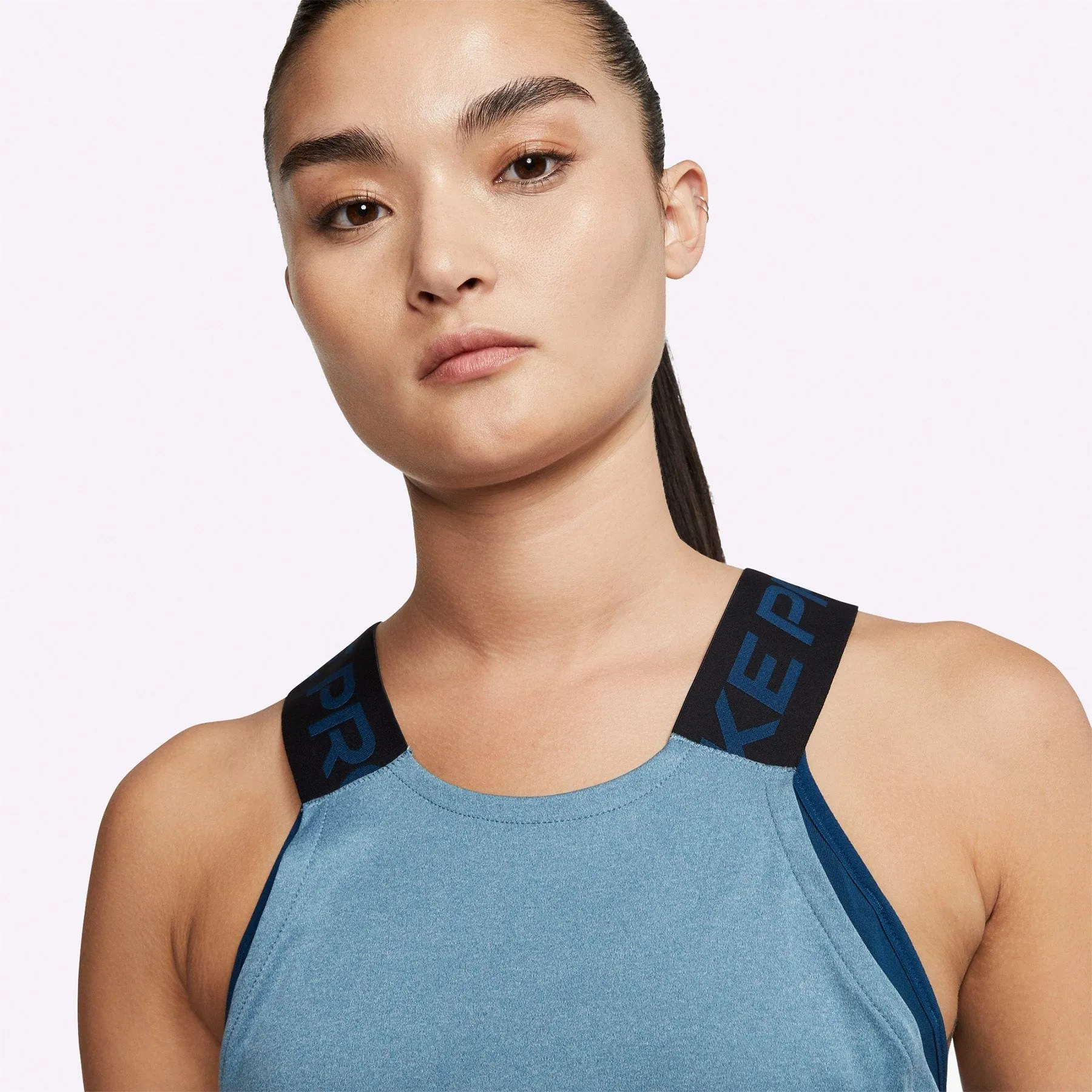 Nike - Pro Women's Tank - VALERIAN BLUE/PURE/BLACK/BLACK