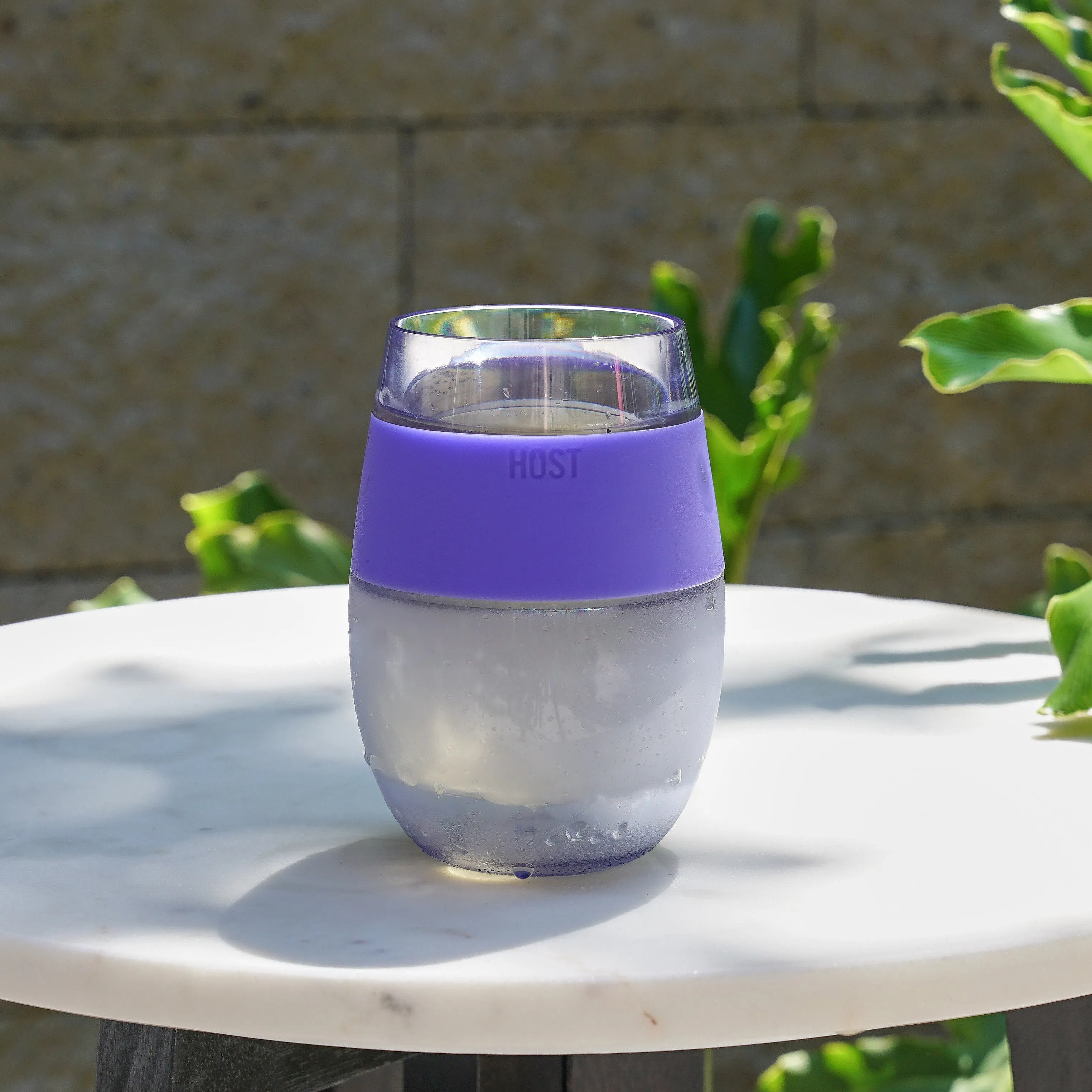 Wine FREEZE™ Cooling Cup in Translucent Purple